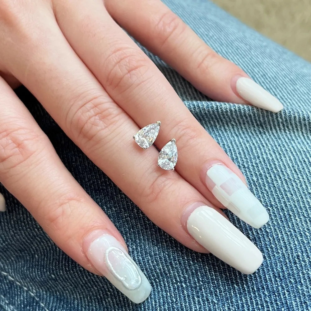 SIKA™ Classic Solitaire Pear Cut Moissanite Earrings